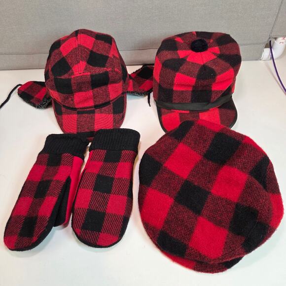 Buffalo Plaid Winter Hat and Mitten Lot 4 Adult OSFM Target Trapper Set - Picture 1 of 16